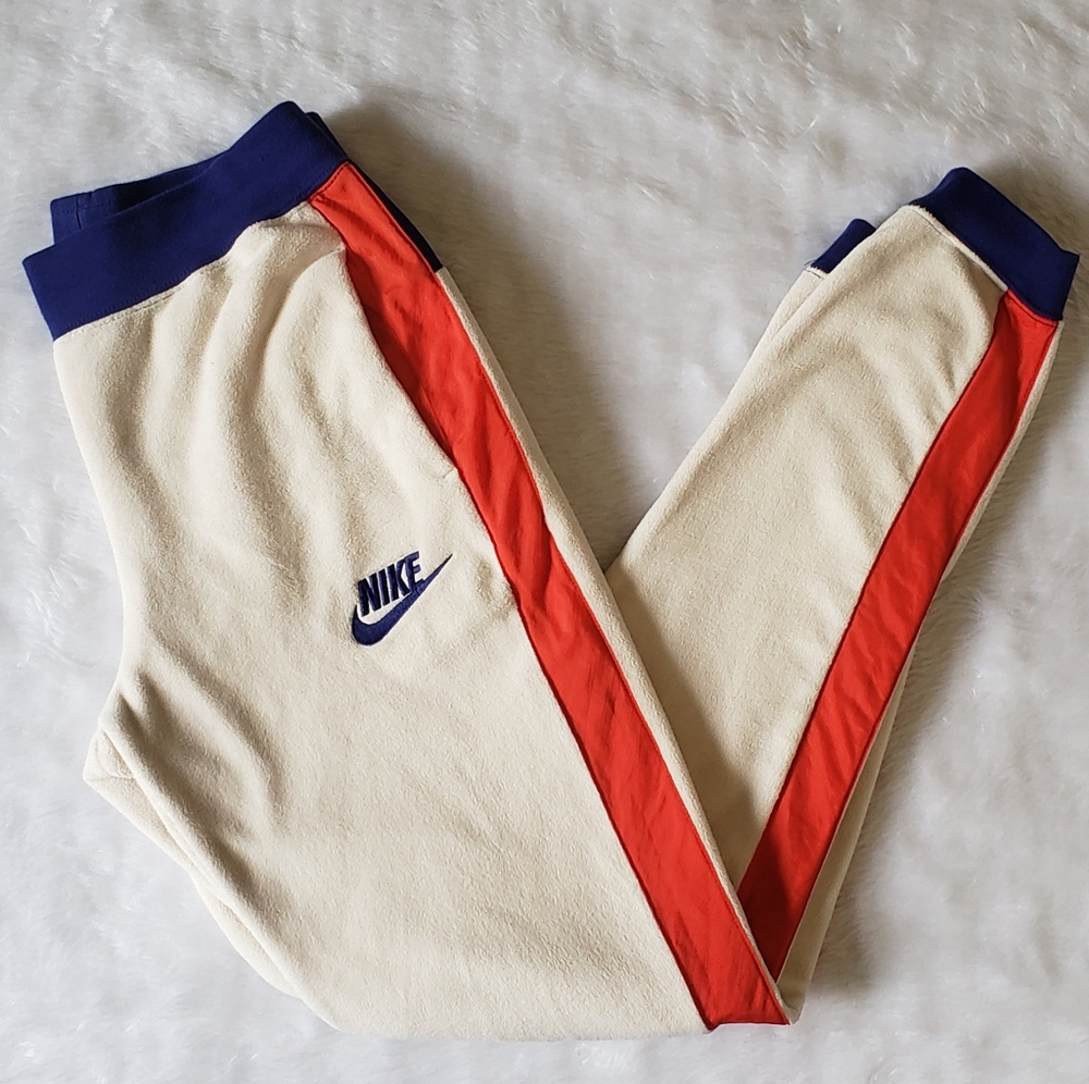 NIKE TECH FLEECE Pack Women's Joggers Sweatpants - Picture 2 of 5